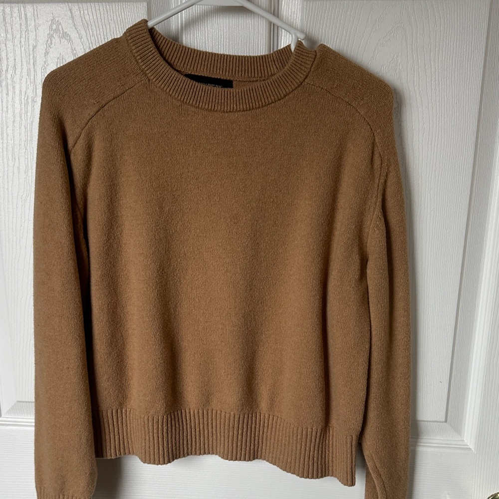 Banana Republic Women's Camel Crew Neck Sweater